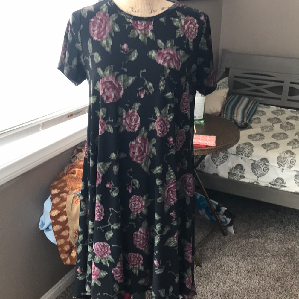 Lularoe Rose Carly